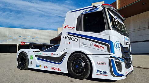 Innovative Hahn e-Racetruck with Kappa's digital mirror system Rearview OneBox®